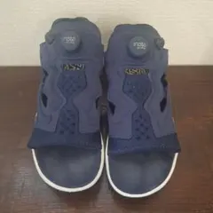 Reebok インスタポンプフューリー　24cm ネイビー