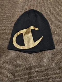 Champion ニット帽 黒・金