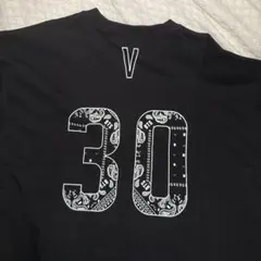 ブローチ とＴシャツ2点セット　BTS Ｖ　テヒョン　テテ ブローチ とTシャツ2点セット BTS V テヒョン テテ - メルカリ