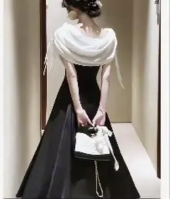 オフショルダー ブラックロングドレス
