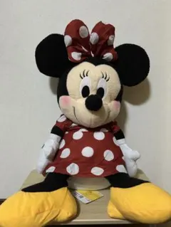 ミニーマウス ぬいぐるみ 特大 タグ付き新品未使用 ギガジャンボ 赤い