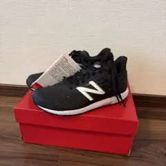 ニューバランス　スニーカー　19センチ　HANZO