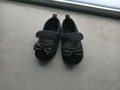 黒いリボン付きバレエシューズ　14センチ　女の子