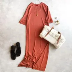 美品▲定価3.5万▲デプレDES PRES//ストレッチクルーネックワンピ