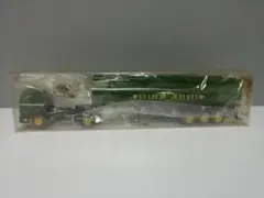 Item thumbnail for item e8491344-0c8f-4c57-b07a-07db0af21a90