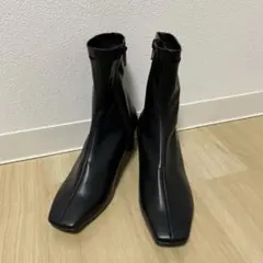 【極美品】MAMIAN スクエアトゥプレートヒールストレッチブーツ　M23.0