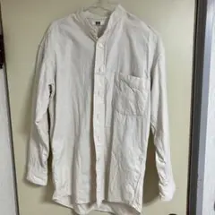 UNIQLOクリーム色シャツ