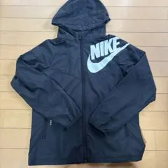 Nike フード付き　ウィンドブレーカー