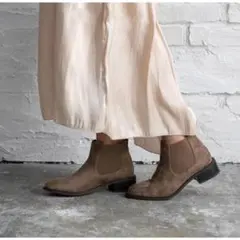 ラスト1点 ショート サイドゴアブーツ 22.5cm モカスエード太ヒール 女性