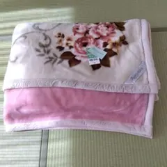 アクリル毛布「Rosengarten」花柄ブランケット（150x210 cm）