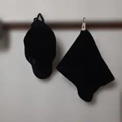 ボア黒キャップとネックウォーマーと耳当てセット