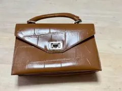 【美品】CHARLES & KEITHハンドバッグ