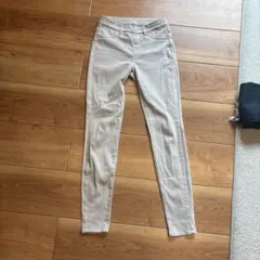 UNIQLO ウルトラストレッチレギンスパンツ