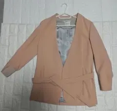 石原さとみ着用emmi atelier ノーカラージャケット ベージュSize0のサムネイル