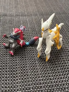 ポケモン フィギュア アルセウス ゾロアーク ゾロア 劇場限定 非売品 美品