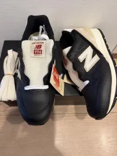 新品　USA製　ニューバランス　レディース　レザー　スニーカー　　24cm