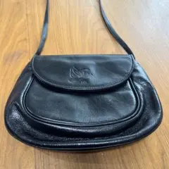 森英恵　ショルダーバッグ　ポシェット　黒　蝶