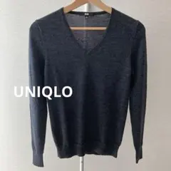 UNIQLO ダークグレー Vネック春物セーター