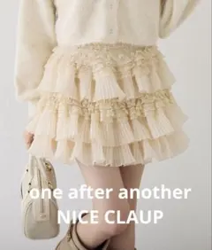NICE CLAUP フリルティアードミニスカート