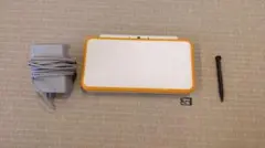 New Nintendo　2DS LL ホワイト/オレンジ