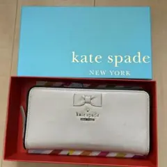 kate spade(ゲートスペード) リボン模様 長財布 ホワイトのサムネイル
