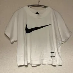 NIKE 半袖 Tシャツ ホワイト ロゴプリント　ショート丈のサムネイル