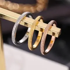 サイズ充実★幅2mm ステンレス ラメリング 指輪 ピンキーリング グリッターのサムネイル