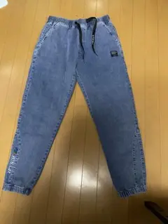 デニム　ジョガーパンツ