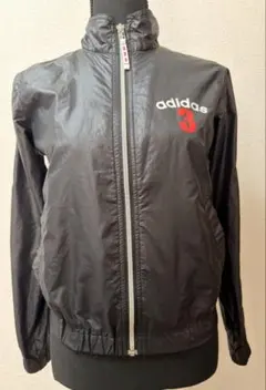 adidas 黒 ナイロンジャケット