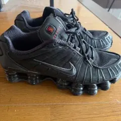 NIKE shox