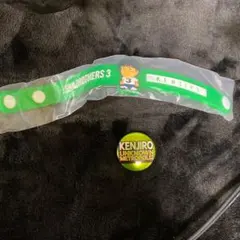 三代目　健二郎　リストバンド　缶バッチ