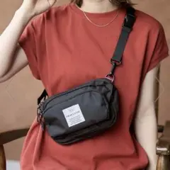 KiU× FREAK'S STORE 別注300D BODY BAG SMALLのサムネイル