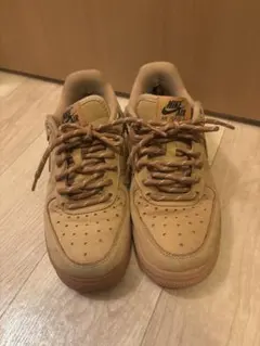 Nike Air Force 1 ブラウン スニーカー
