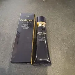 clé de peau クリームファンデーション オークル10 25g