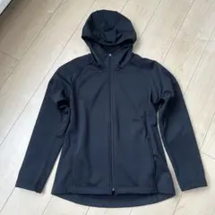 ユニクロ　ブロックテック フリースフルジップパーカー