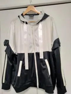 THE SILHOUETTE フリル付きパーカー　ザ・シルエット　原宿系　病み系