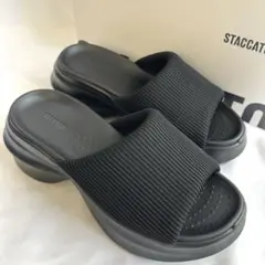 美品✨STACCATO スタッカート ユーミーニットサンダル 23.5㎝のサムネイル