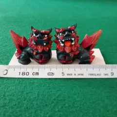 シーサー 置物 ペア 黒 赤 ミニチュアのサムネイル