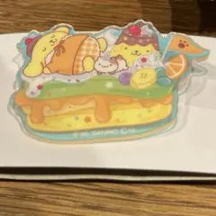 サンリオ　アクリルブローチ
