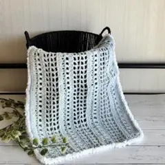マルチカバー　膝掛け　かぎ針編み　ハンドメイド