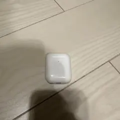 AirPods本体 ホワイト 充電ケース付　左耳なし