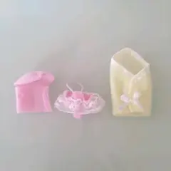 シルバニファミリー 赤ちゃん洋服 ３枚セット 小さい赤ちゃん おくるみ