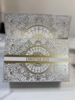 2025年最新】dior 空箱の人気アイテム - メルカリ