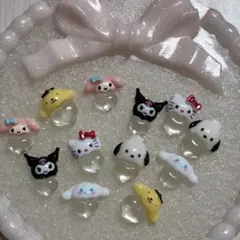 サンリオ　 ネイルパーツ 12個♡のサムネイル
