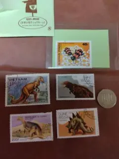 使った恐竜切手と昆虫切手ヴィンテージです。