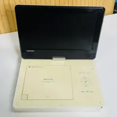 東芝ポータブルDVD プレーヤー  形名  SD - P710SW Amazon | 東芝 7型ポータブルDVDプレーヤーホワイトCPRM対応TOSHIBA