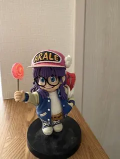 アラレちゃんフィギュア