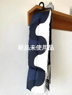【新品未使用】ユニクロx Marimekkoのパデッドマフラー