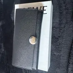 LOEWE ペブル2つ折り長財布【翌日発送】のサムネイル