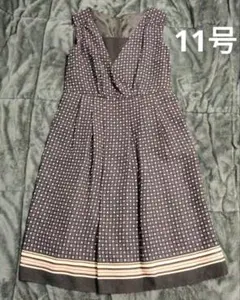 ノースリーブ Vネック ひざ丈ワンピース 11号